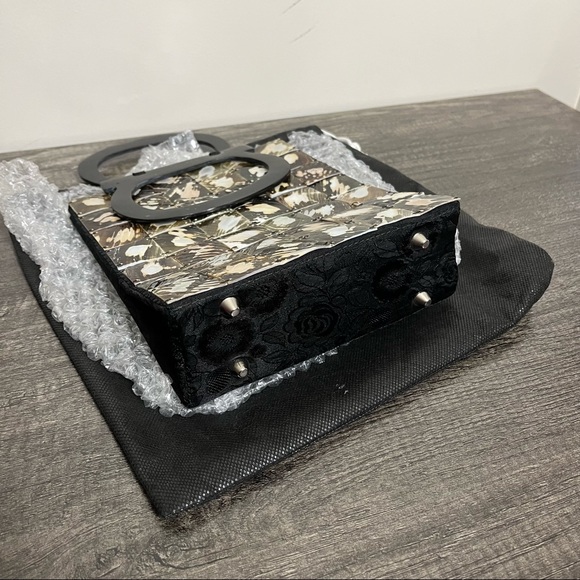 Vintage Twisted Orchid Mother of Pearl Shell Handbag - Picture 16 of 16